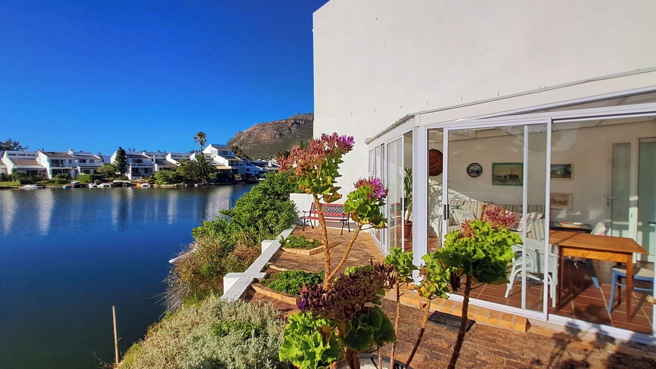 Photo of Patio Balcony in Marina da Gama