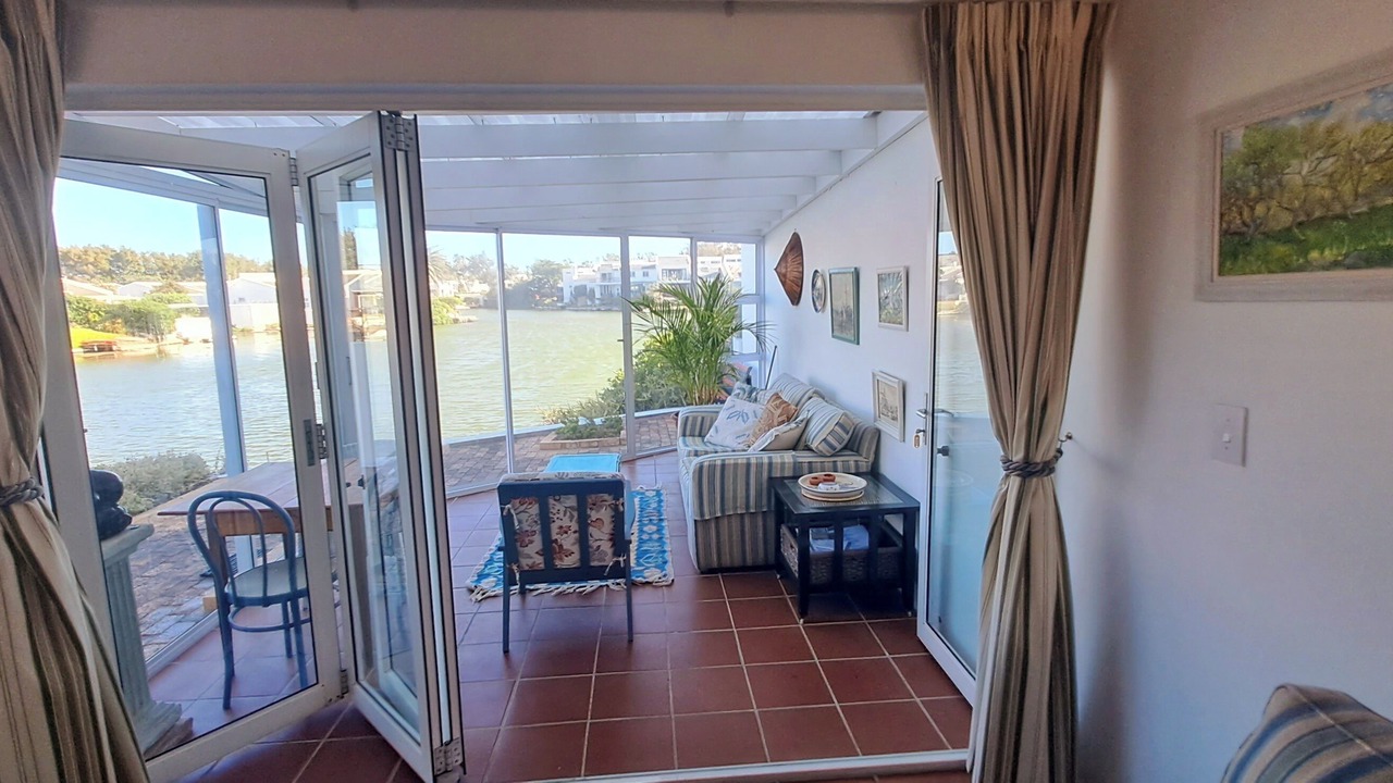 Photo of Livingroom in Marina da Gama