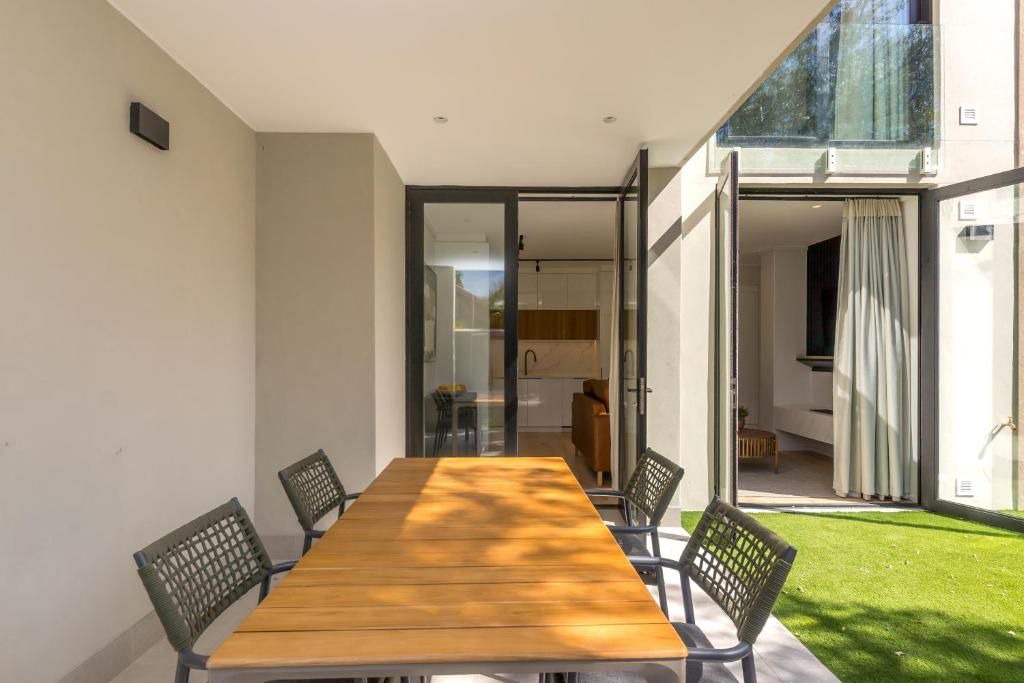 Photo of Outdoor in Stellenbosch Central