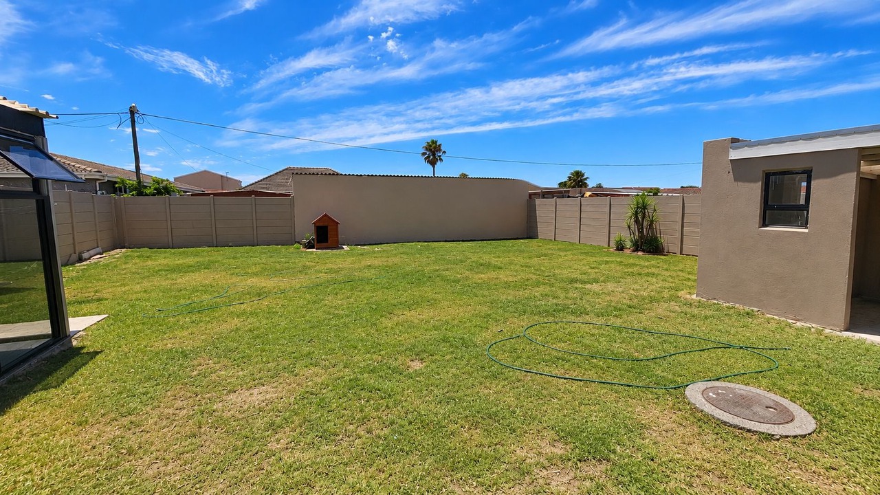 Photo of Outdoor in Grassy Park