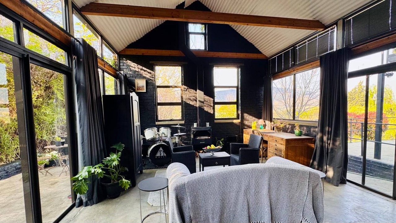 Photo of Livingroom in Clarens