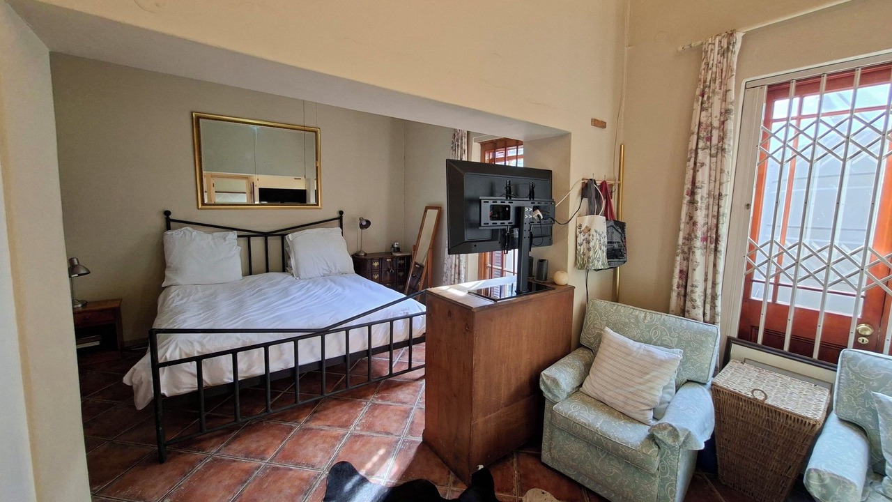 Photo of Bedroom in Gordons Bay Central