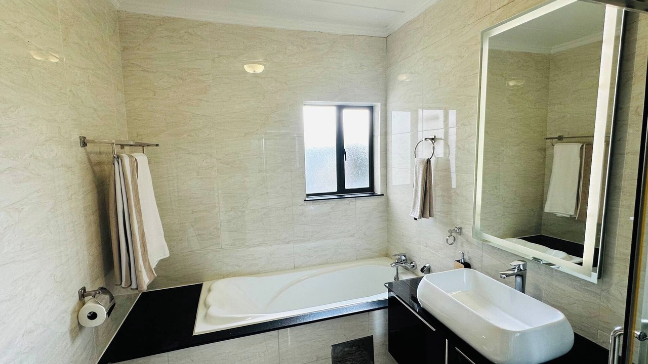 Photo of Bathroom in Greater Johannesburg Metropolitan Area