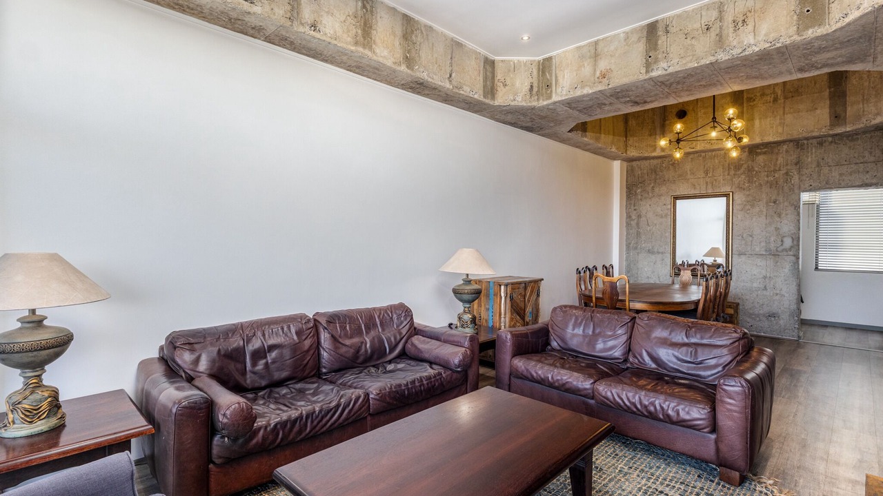 Photo of Livingroom in Milnerton
