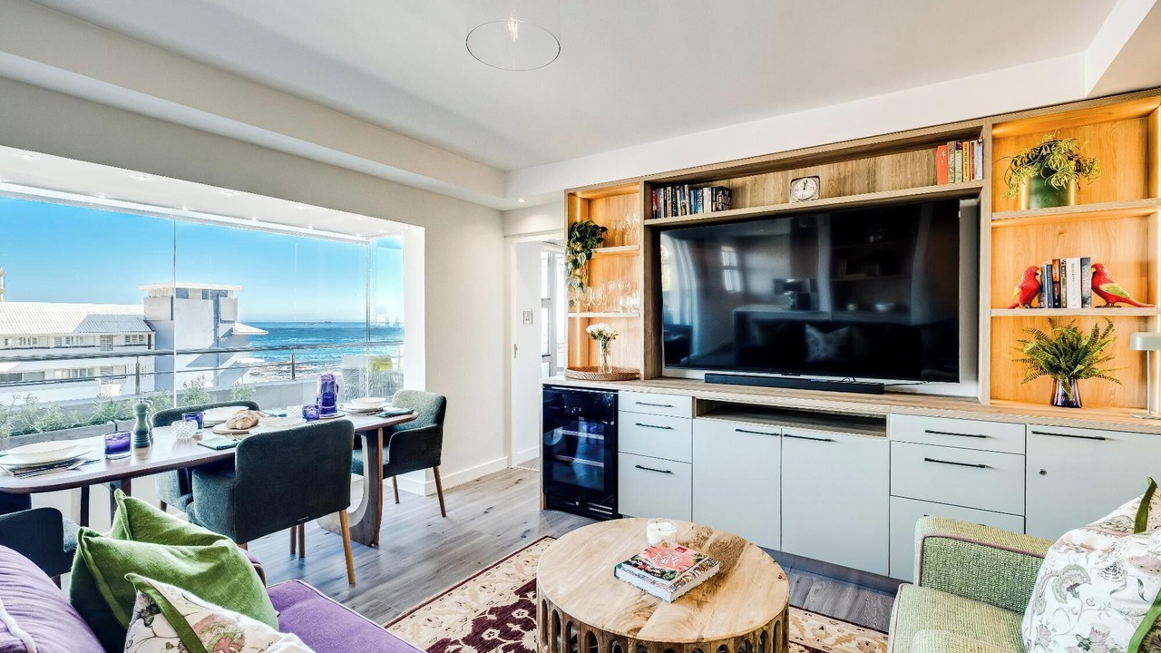 Photo of Livingroom in Mouille Point