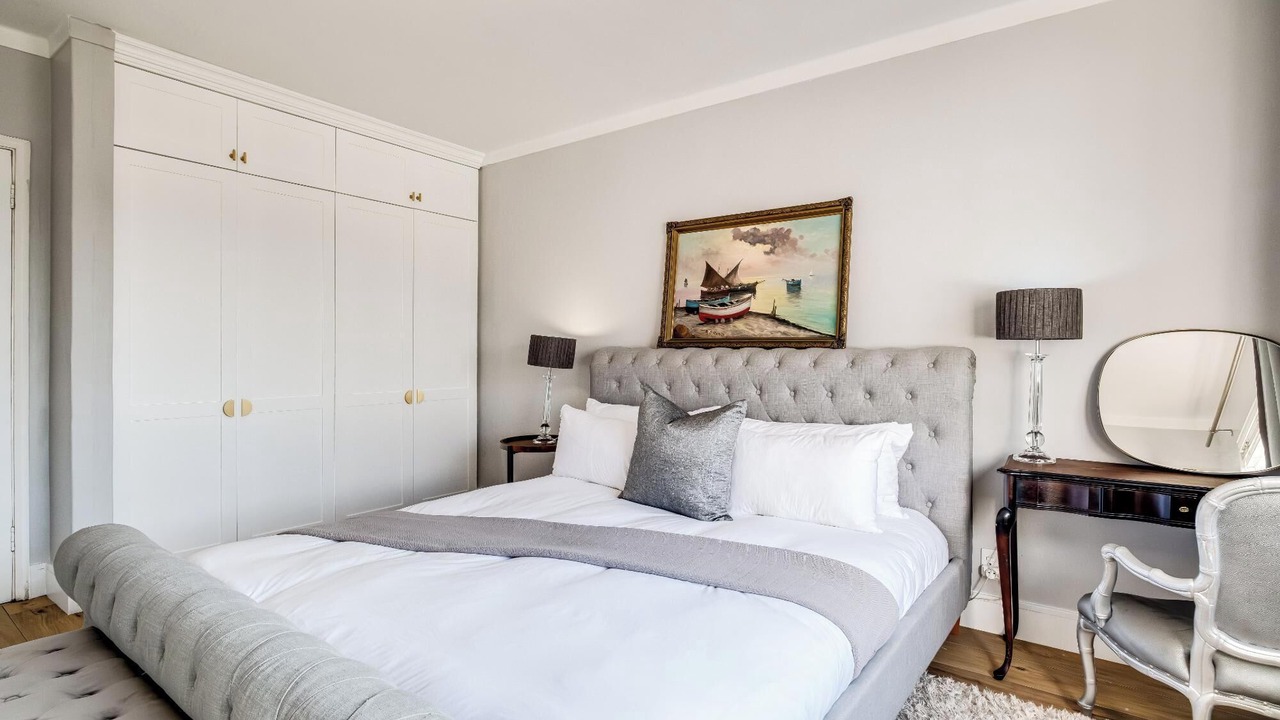 Photo of Bedroom in Three Anchor Bay