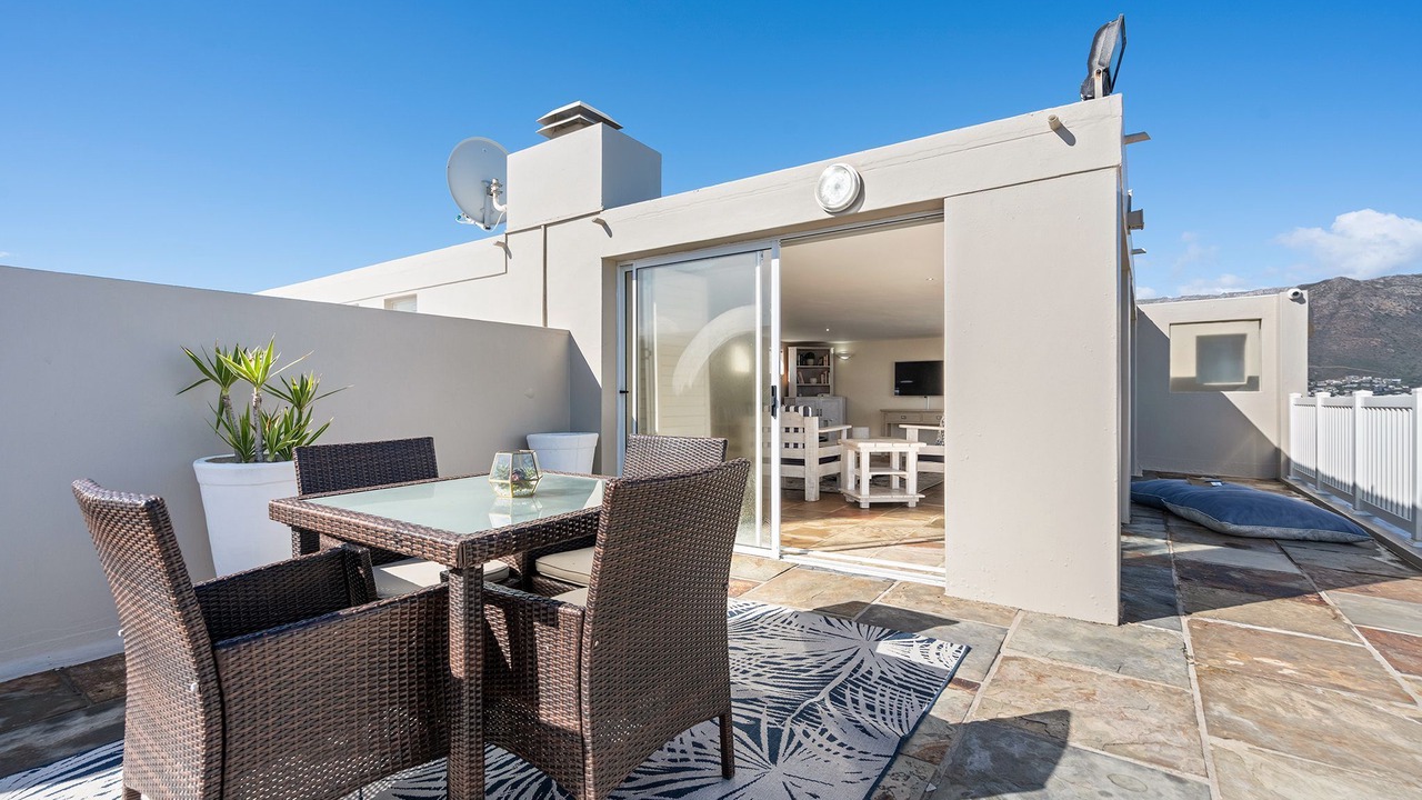 Photo of Outdoor in Gordons Bay Central