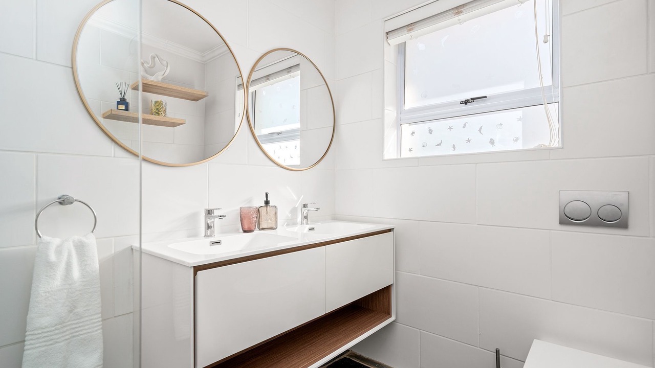 Photo of Bathroom in Gordons Bay Central