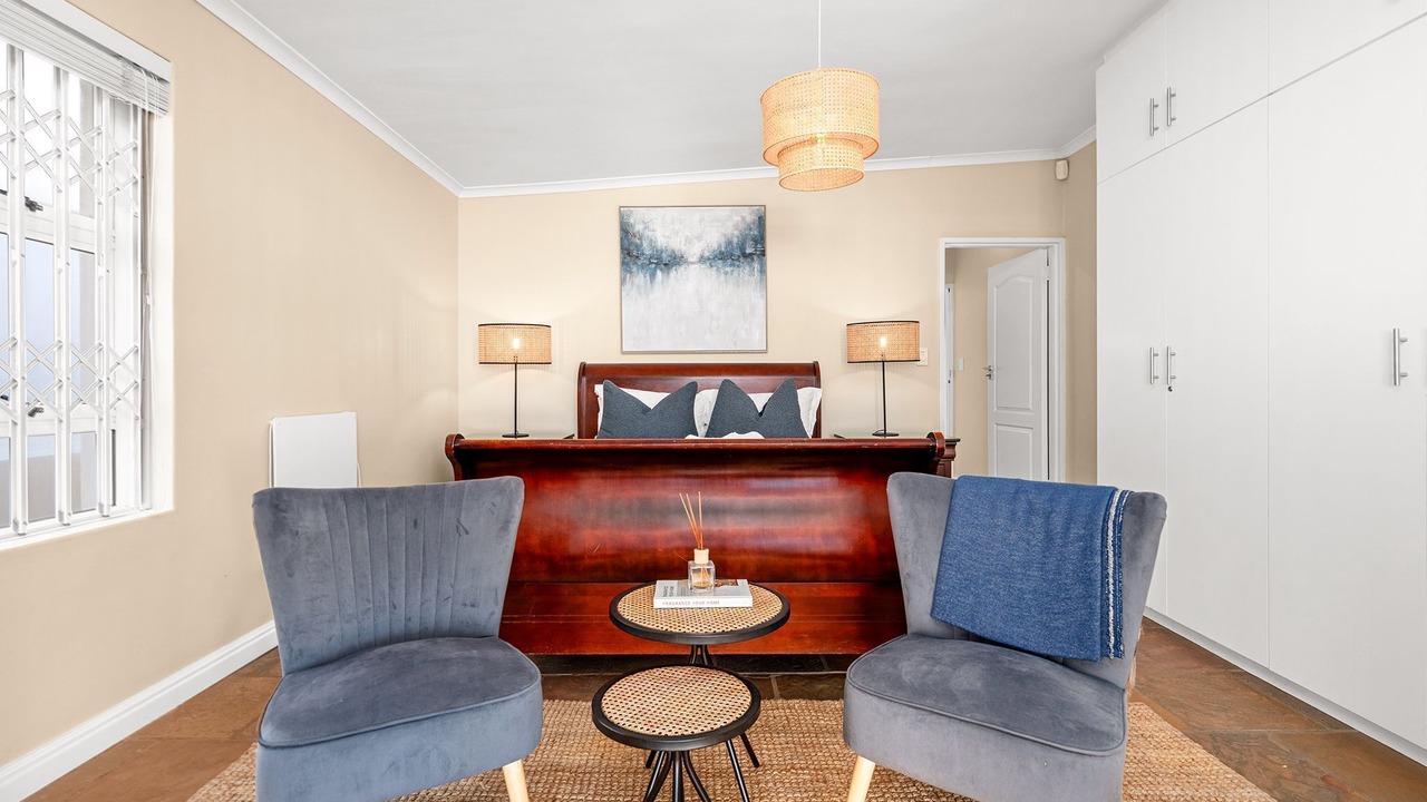 Photo of Livingroom in Gordons Bay Central