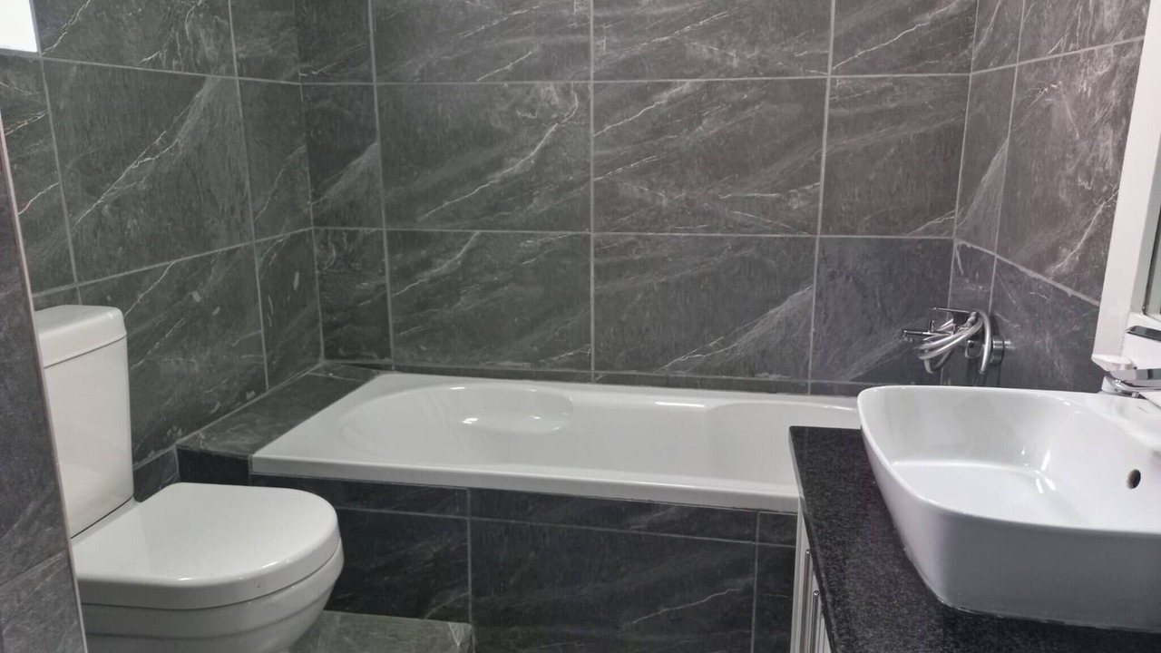 Photo of Bathroom in Muckleneuk