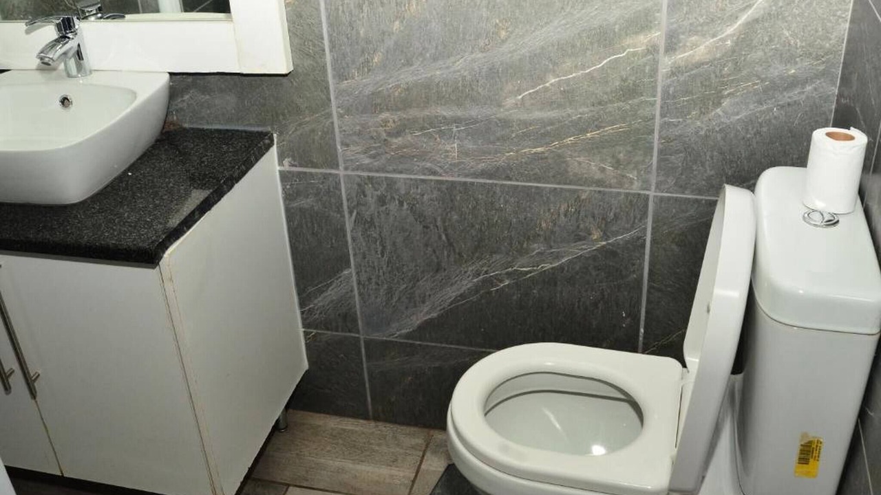 Photo of Bathroom in Muckleneuk