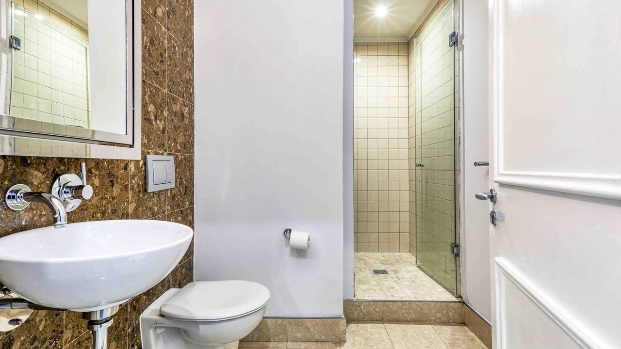 Photo of Bathroom in Cape Town City Centre