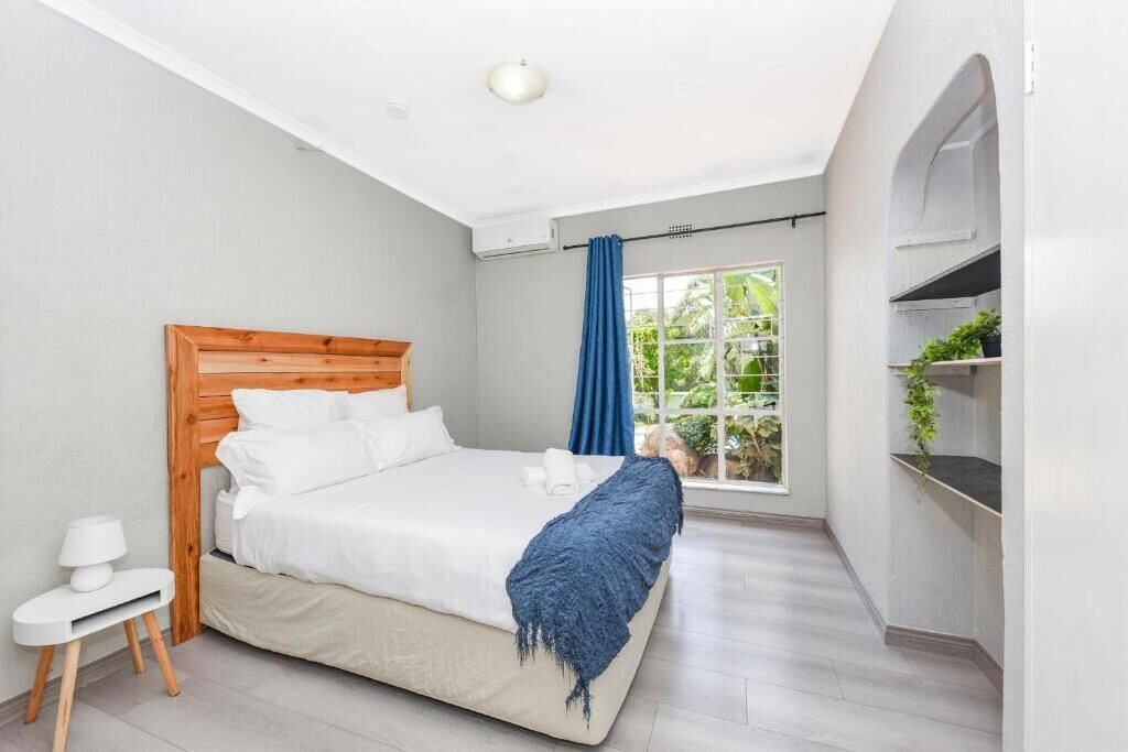 Photo of Bedroom in Gallo Manor
