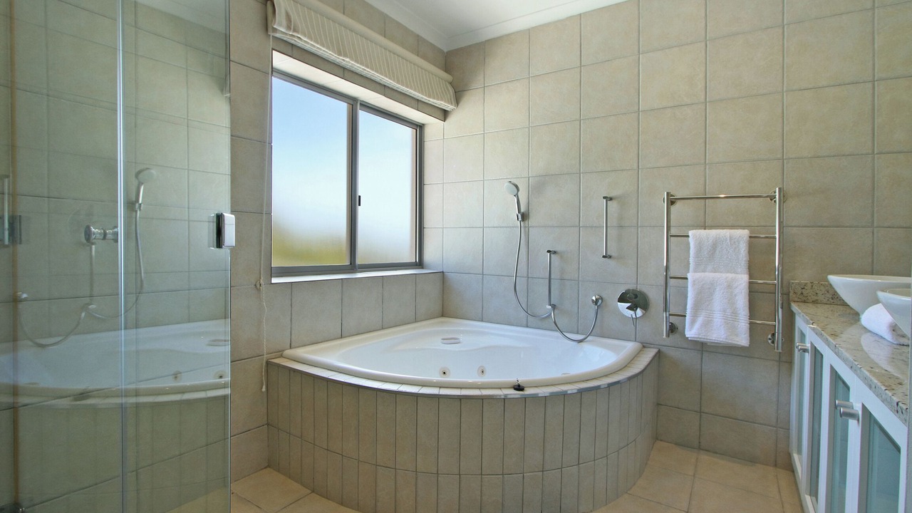 Photo of Bathroom in Froggy Farm