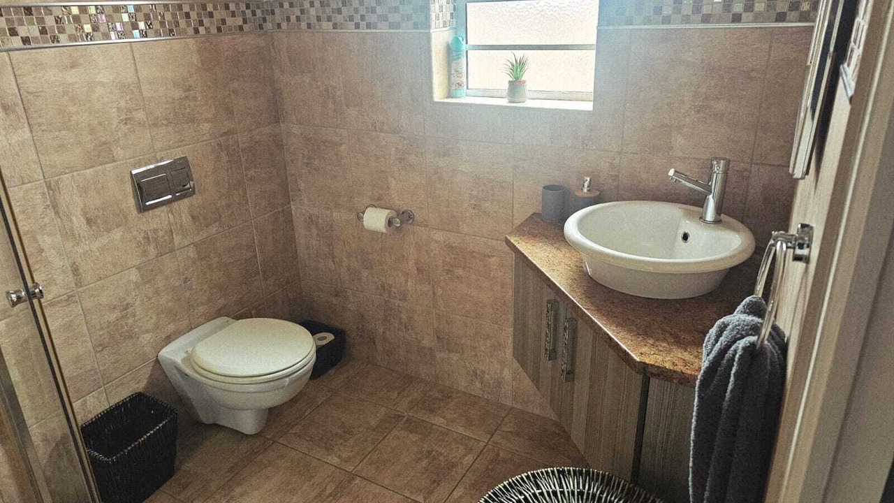 Photo of Bathroom in George