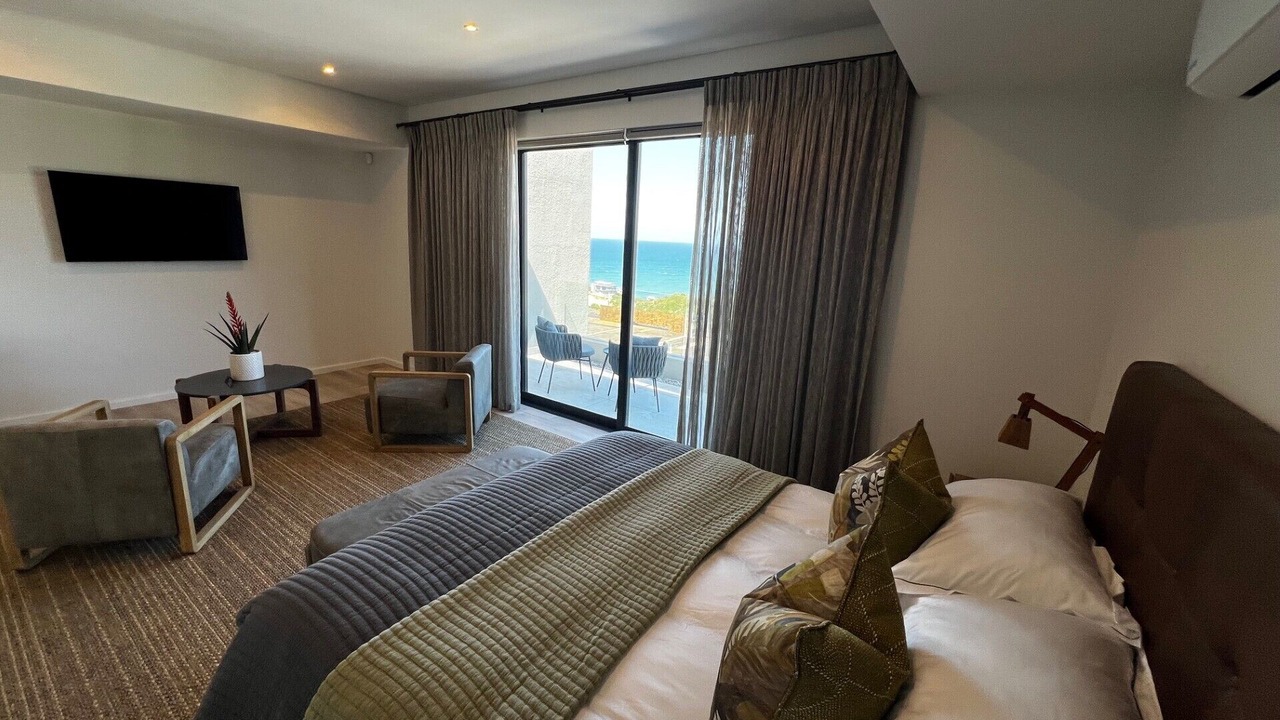Photo of Bedroom in Pinnacle Point