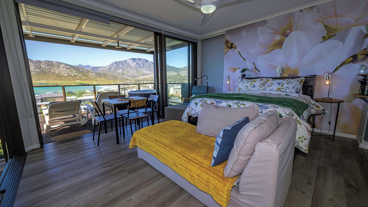 Photo of Bedroom in Pringle Bay