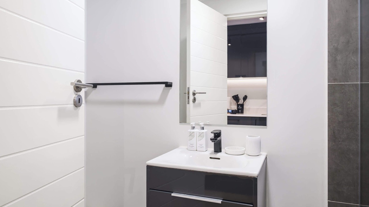 Photo of Bathroom in Claremont