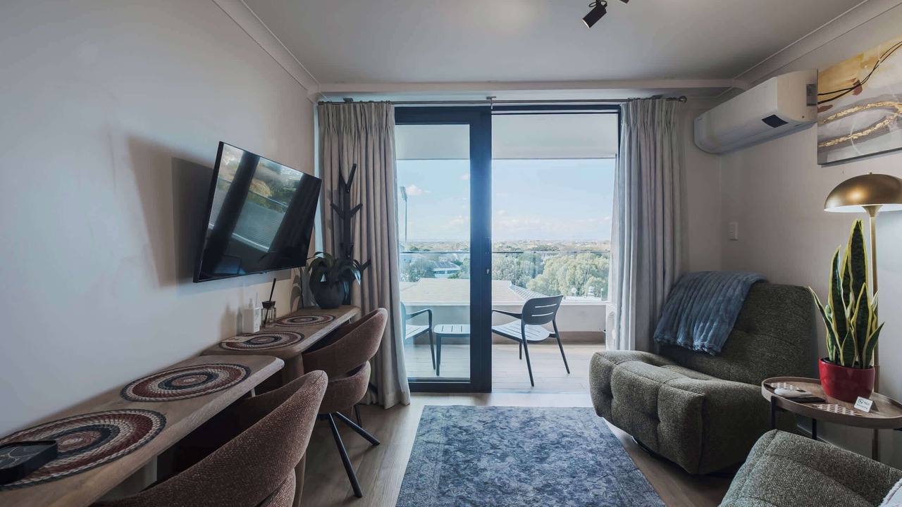 Photo of Livingroom in Claremont