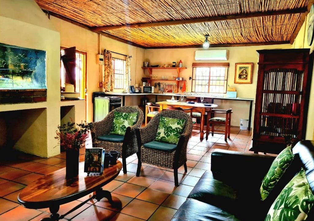 Photo of Livingroom in Prince Alfred Hamlet