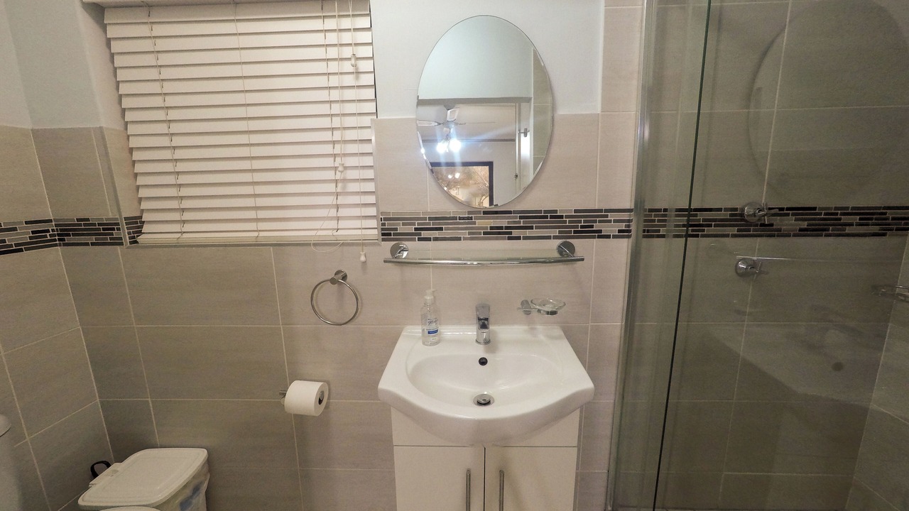 Photo of Bathroom in Strand