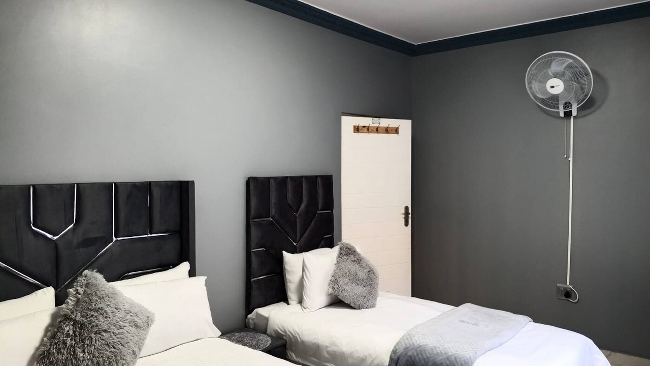 Photo of Bedroom in Berea