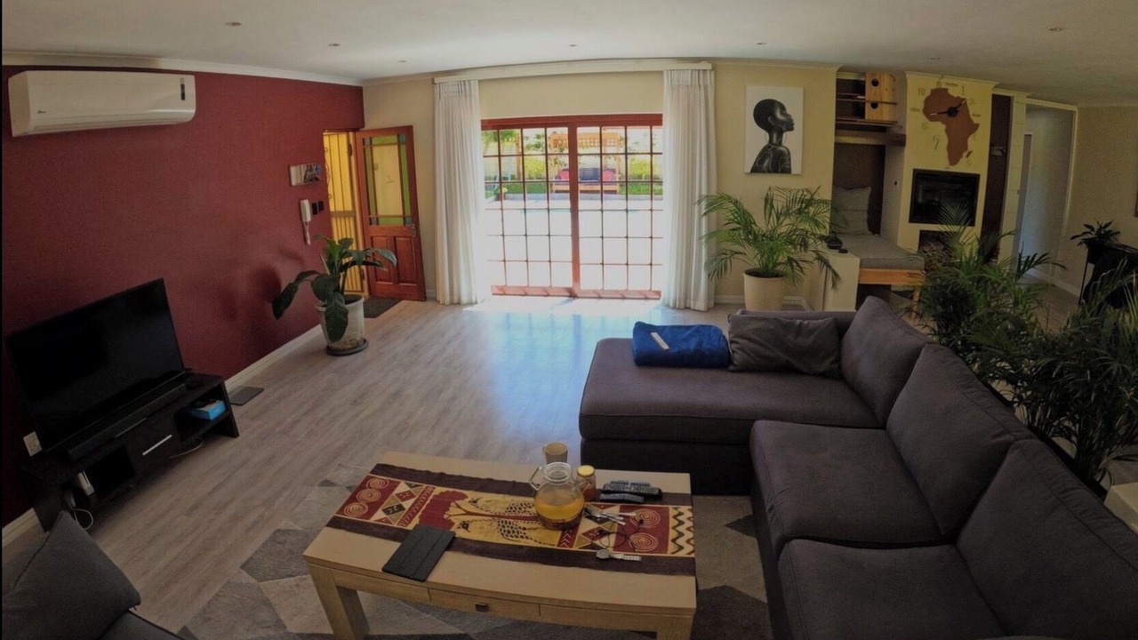 Photo of Livingroom in West Beach