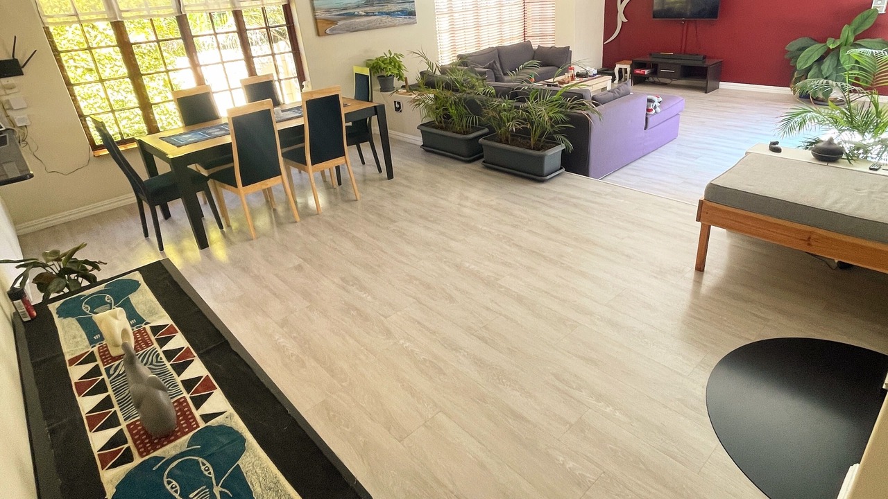 Photo of Livingroom in West Beach