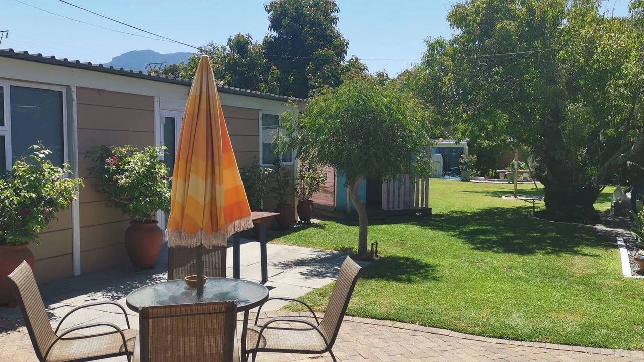 Photo of Outdoor in Plumstead