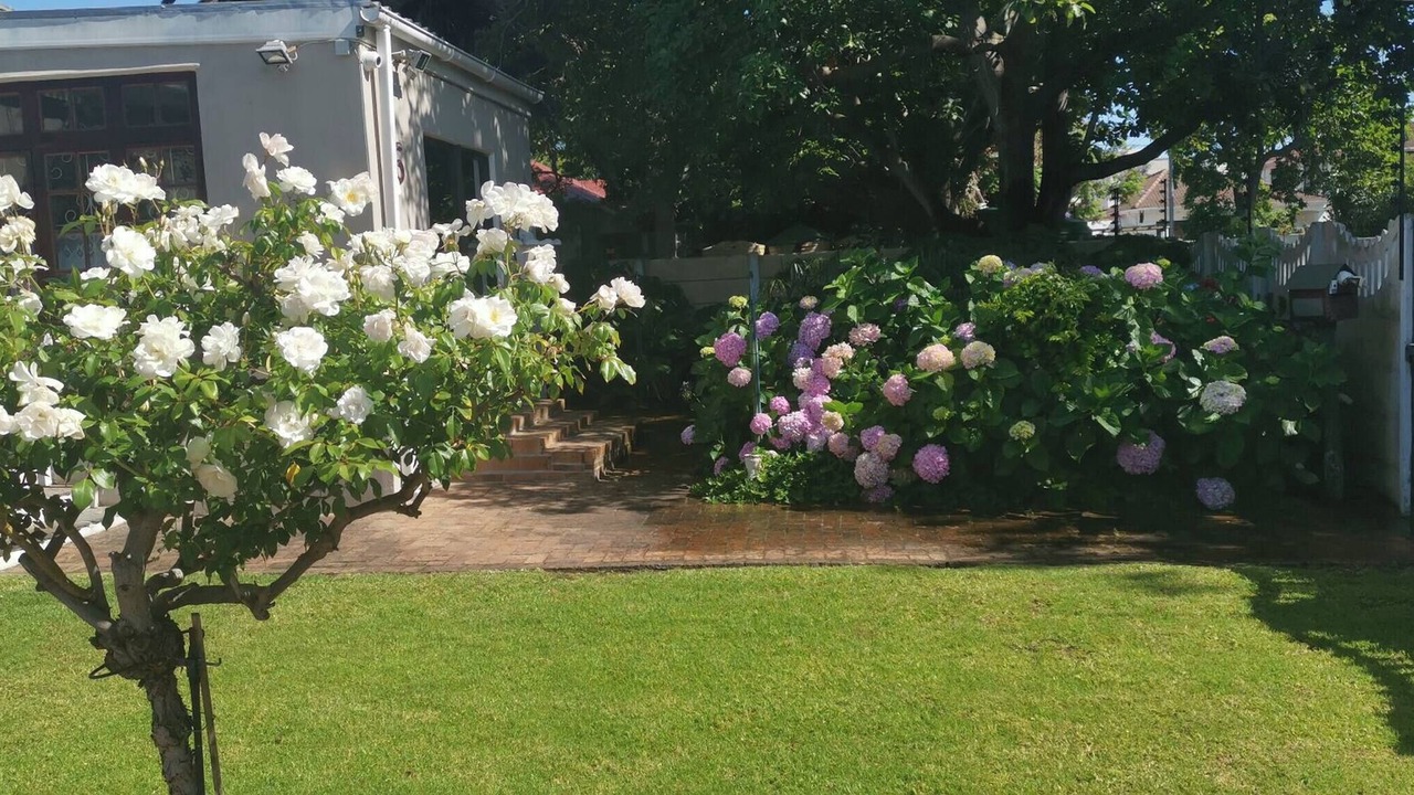 Photo of Outdoor in Plumstead