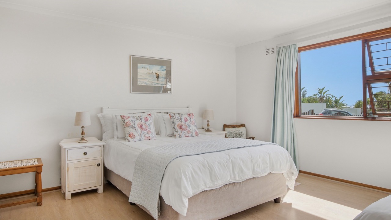 Photo of Bedroom in Simon's Town