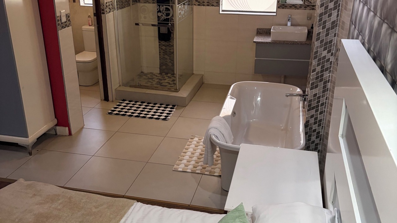 Photo of Bathroom in Thohoyandou