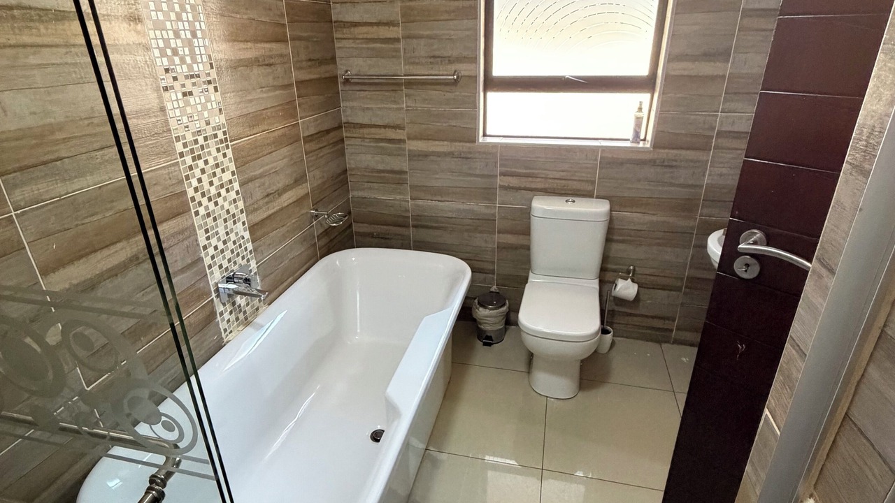Photo of Bathroom in Thohoyandou