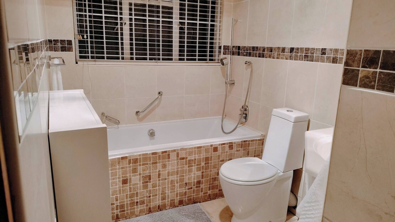 Photo of Bathroom in Greater Johannesburg Metropolitan Area