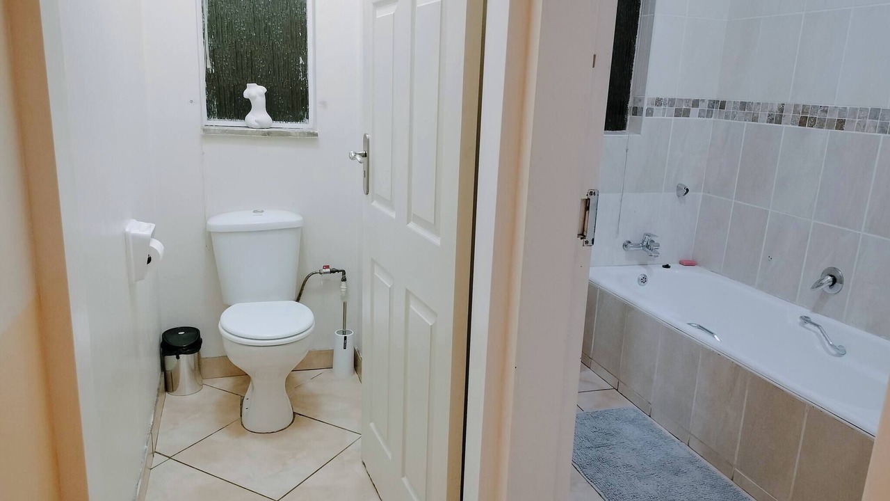 Photo of Bathroom in Greater Johannesburg Metropolitan Area