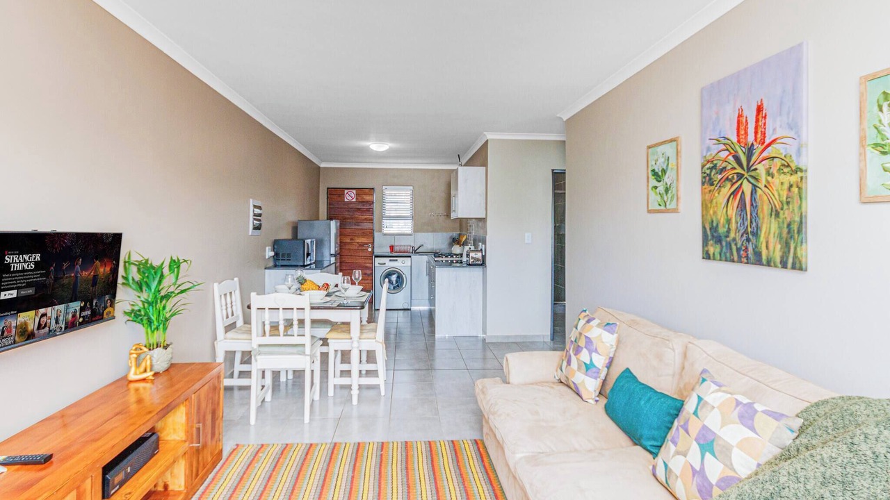 Photo of Livingroom in Greater Johannesburg Metropolitan Area