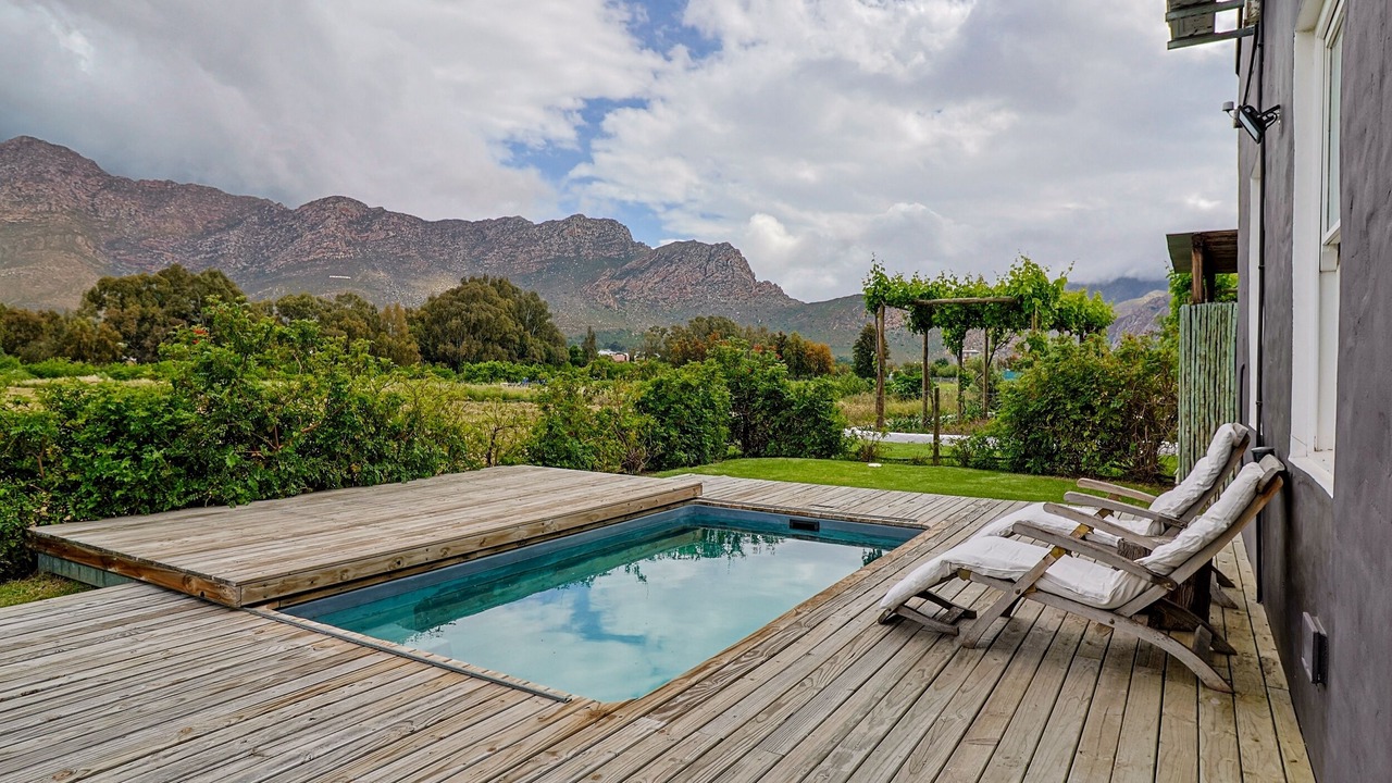 Photo of Patio Balcony in Montagu