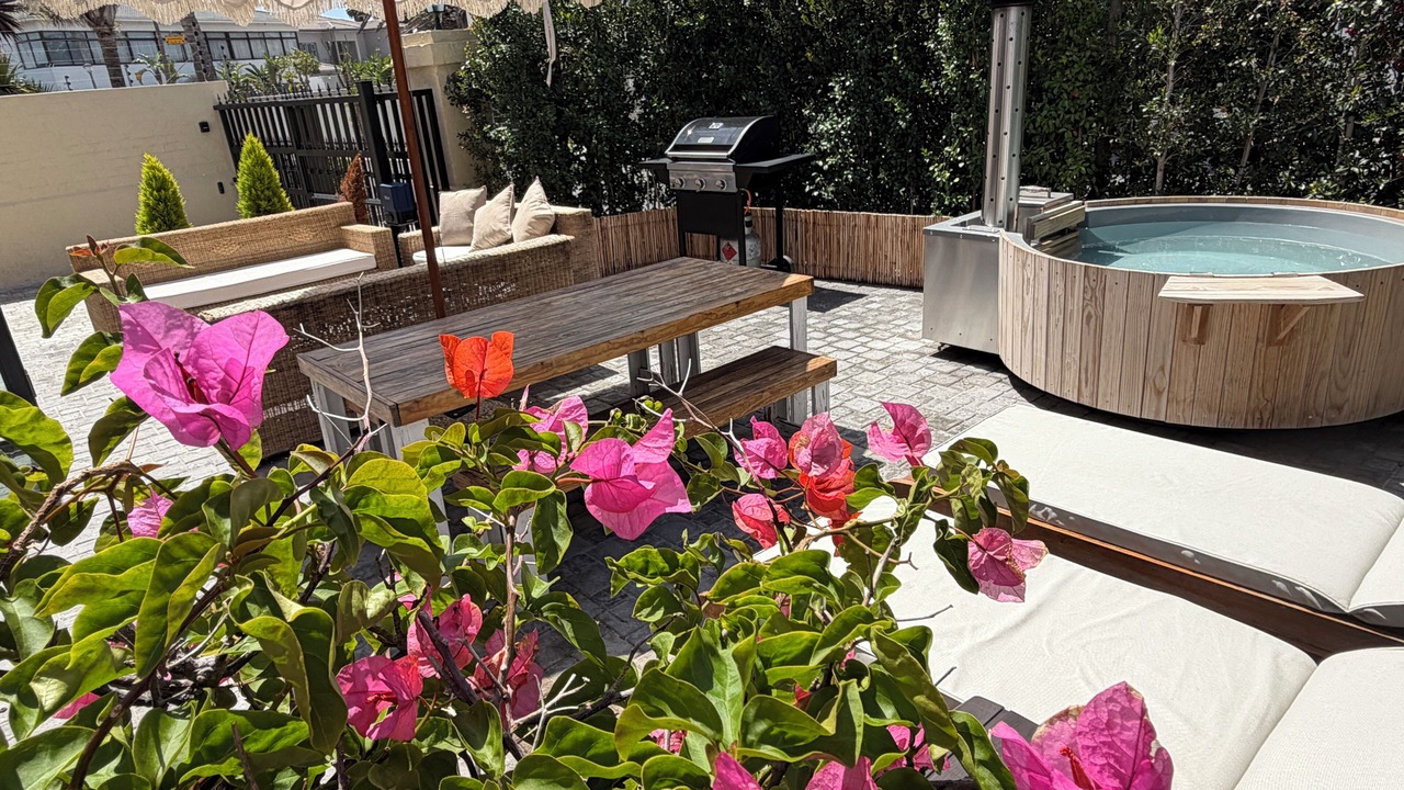 Photo of Patio Balcony in Sunset Beach