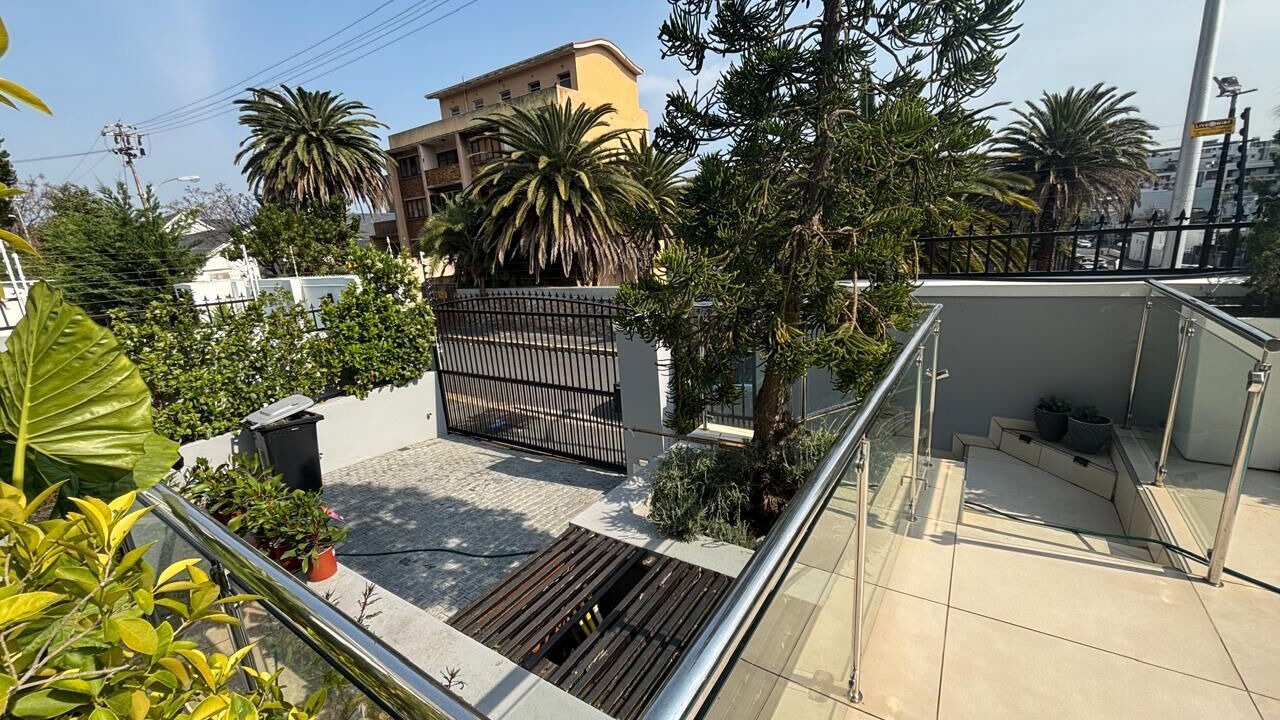 Photo of Patio Balcony in Sea Point