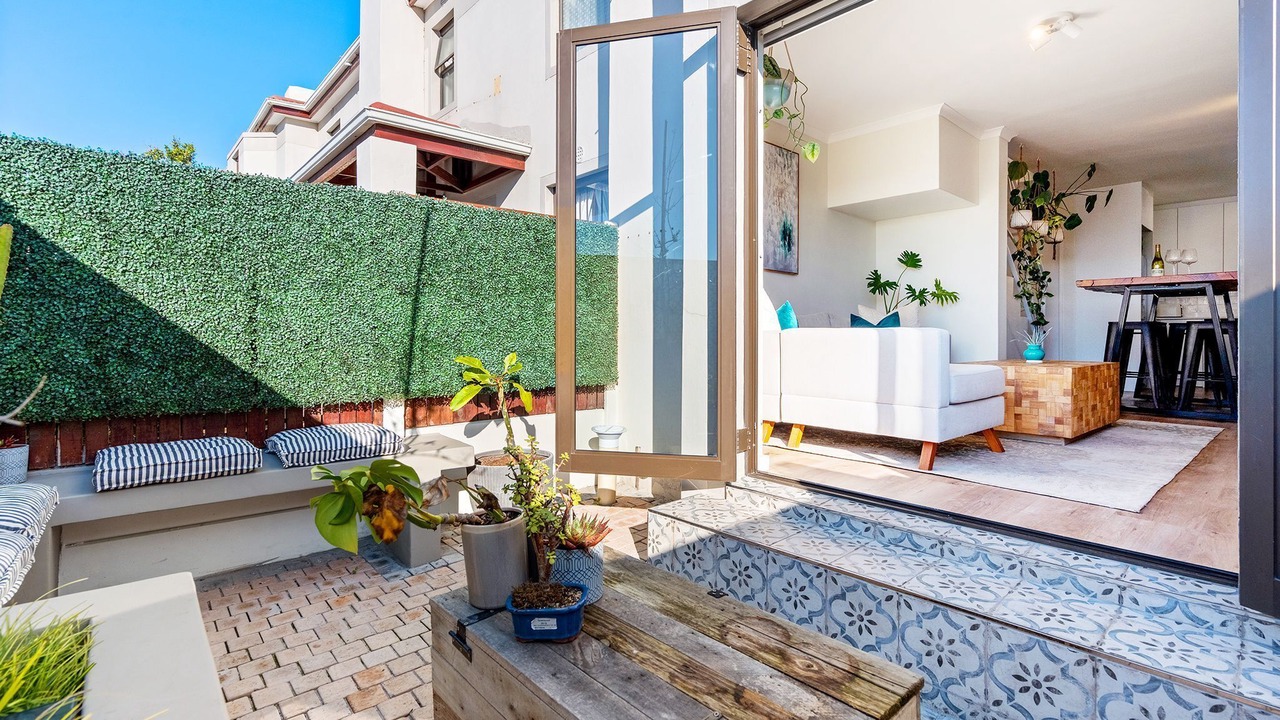 Photo of Patio Balcony in West Beach