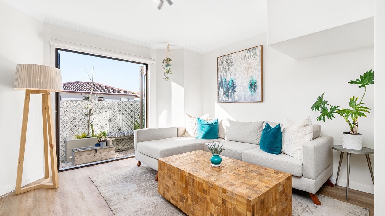 Photo of Livingroom in West Beach