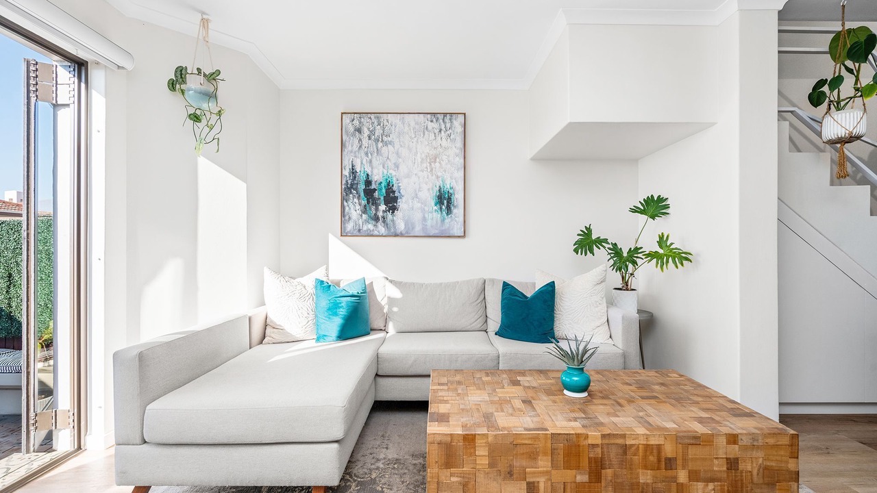 Photo of Livingroom in West Beach