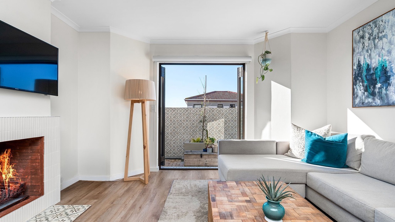 Photo of Livingroom in West Beach