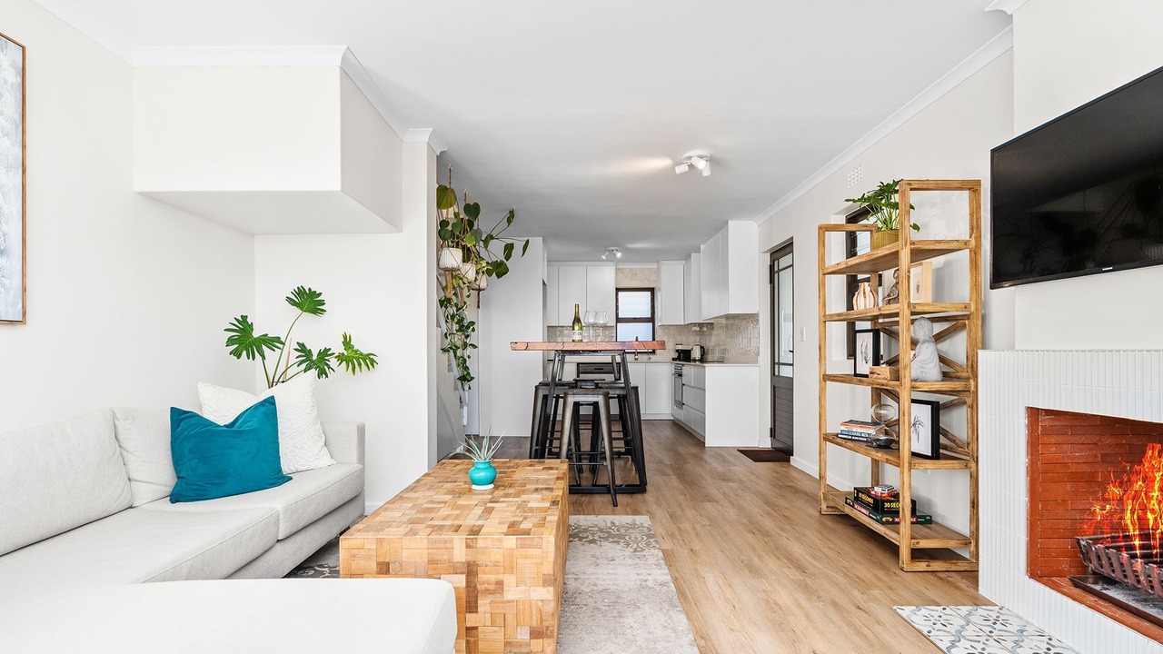 Photo of Livingroom in West Beach