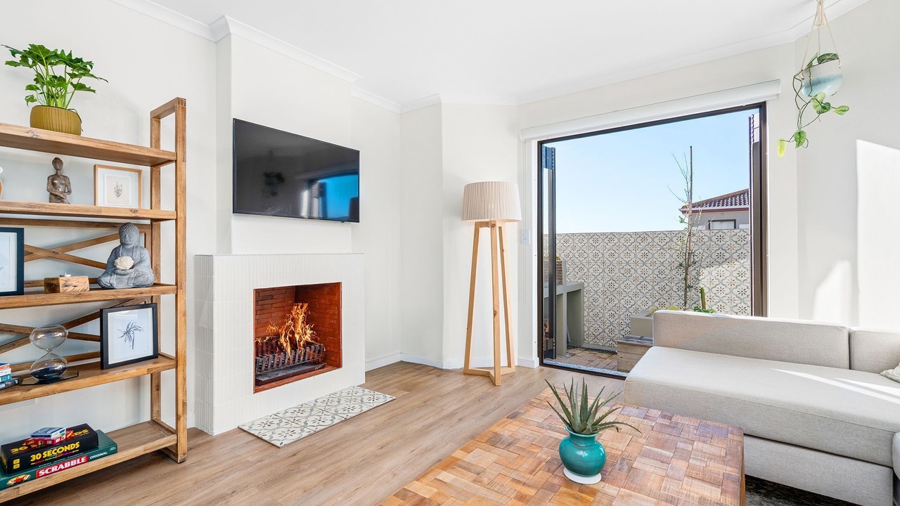 Photo of Livingroom in West Beach
