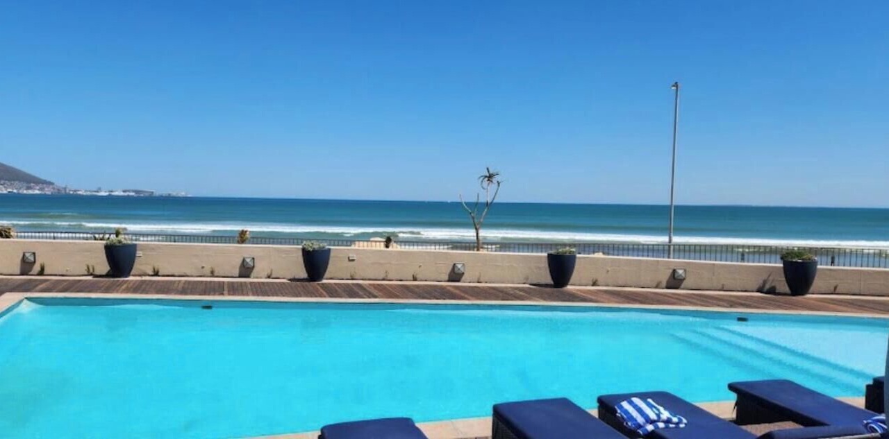 Photo of Outdoor in Lagoon Beach
