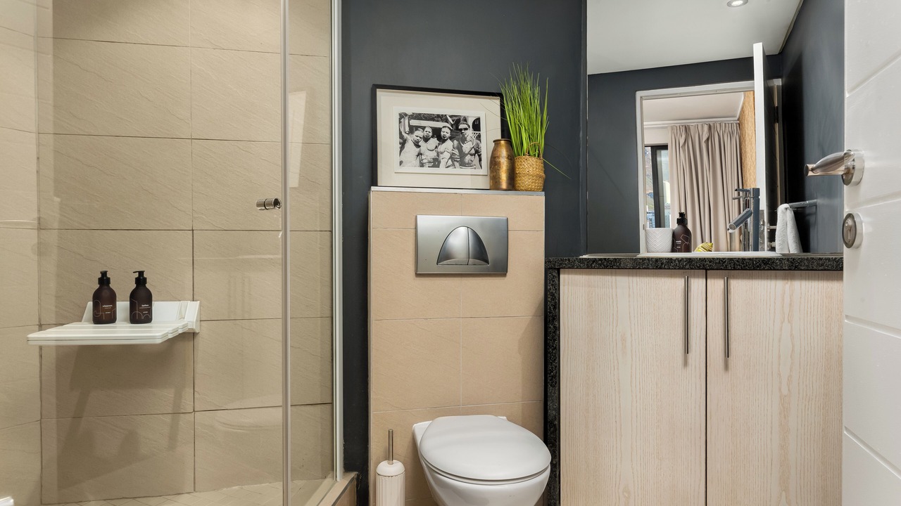 Photo of Bathroom in Cape Town City Centre