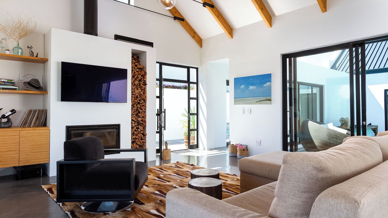 Photo of Livingroom in Noordhoek