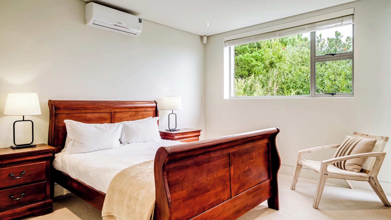 Photo of Bedroom in Camps Bay