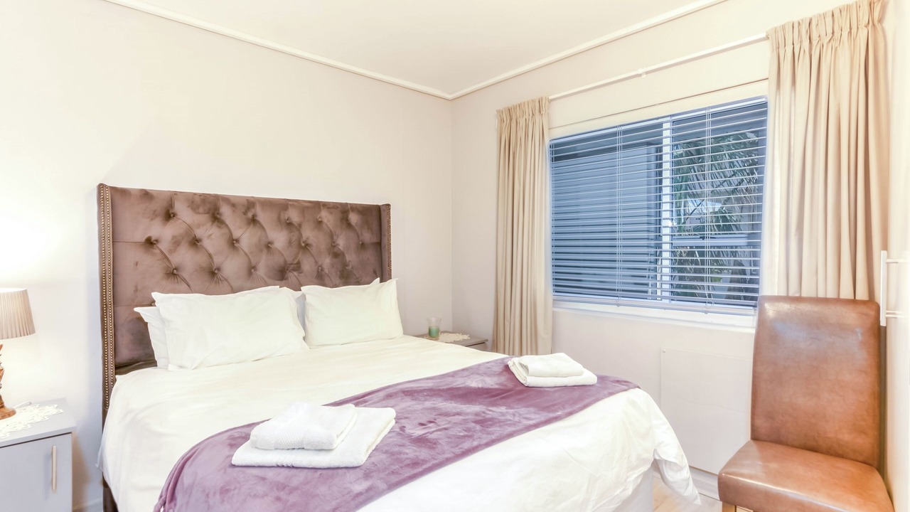 Photo of Bedroom in Lagoon Beach